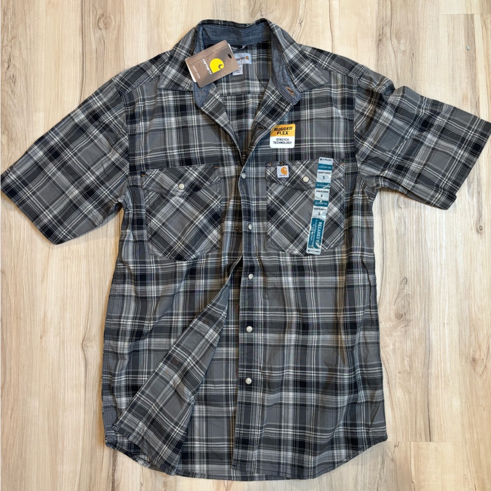 Carhartt Pearl Snap short sleeve - NWT Small